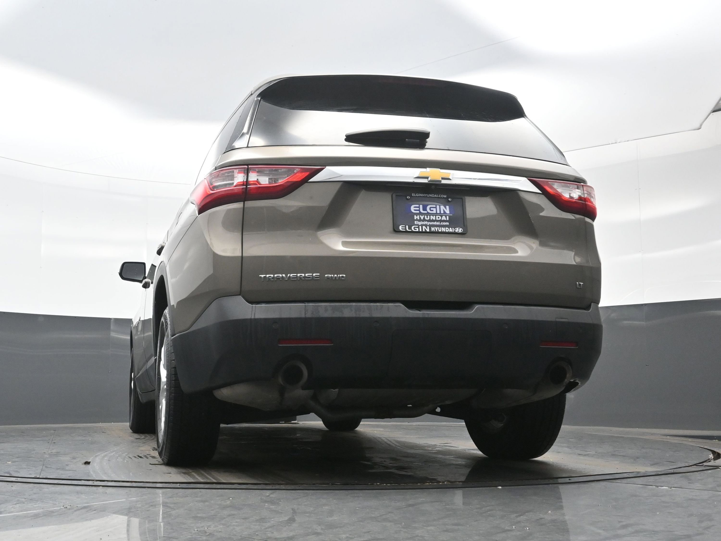 Used 2020 Chevrolet Traverse LT image 41