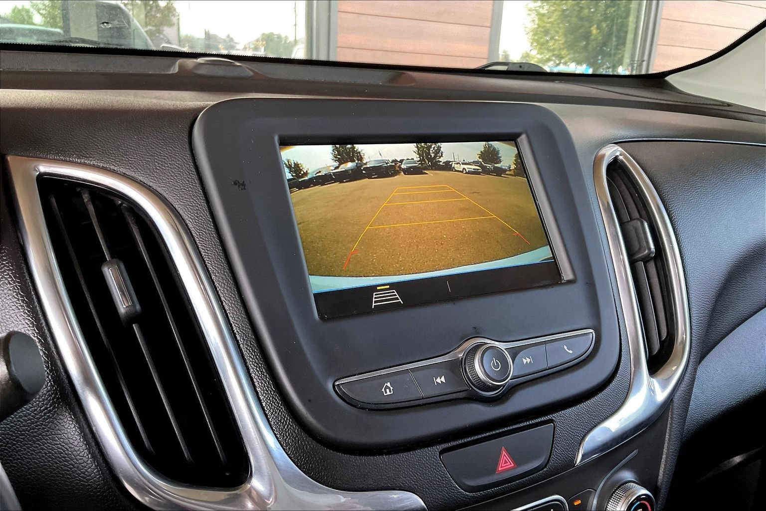 Used 2019 Chevrolet Equinox LT AWD/4WD image 14