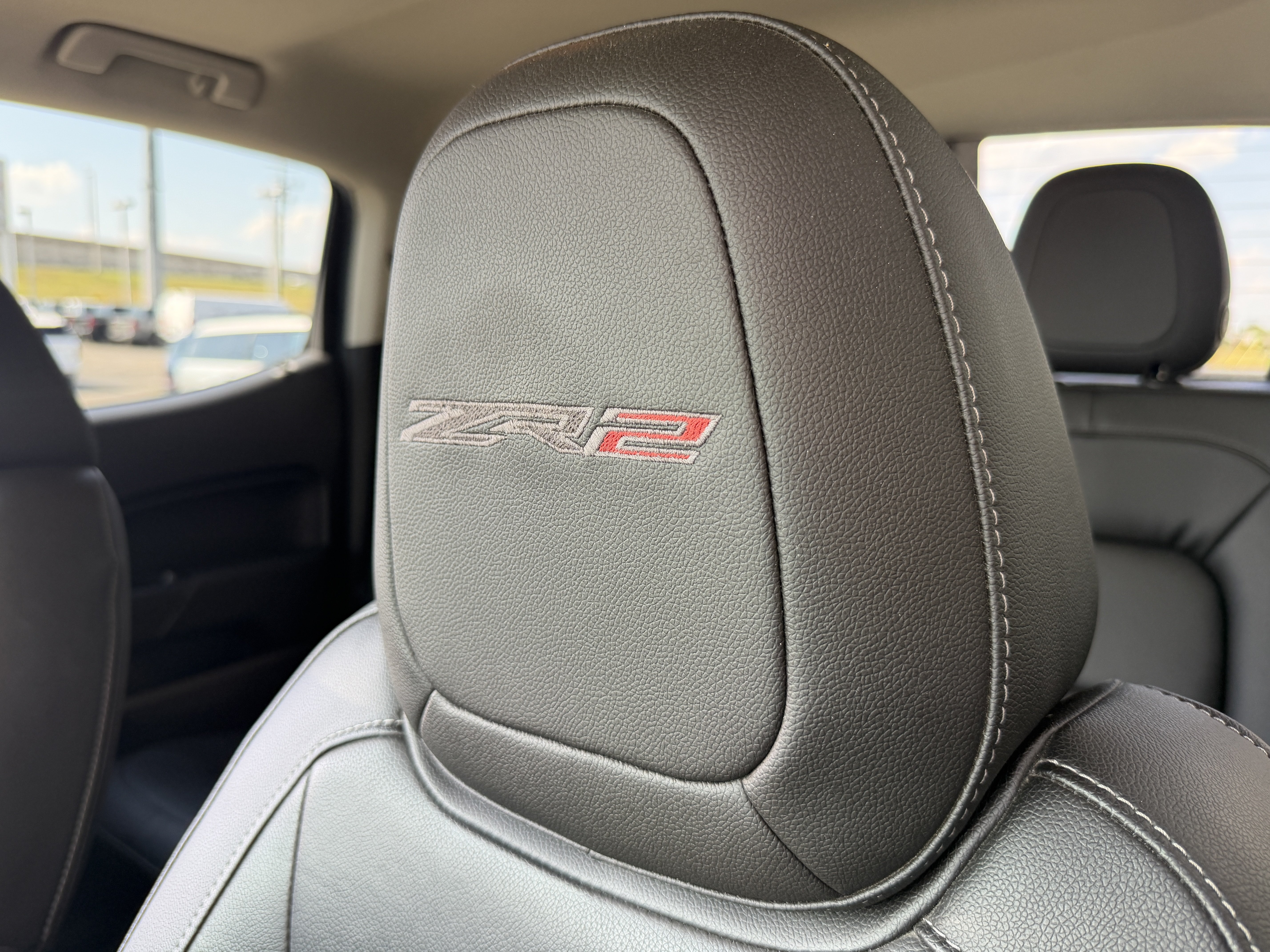 Used 2018 Chevrolet Colorado ZR2 AWD/4WD image 32