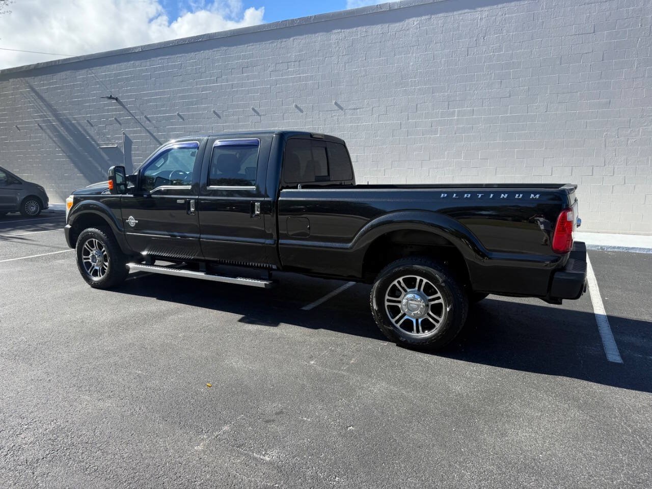 Used 2014 Ford F350 Platinum AWD/4WD image 36