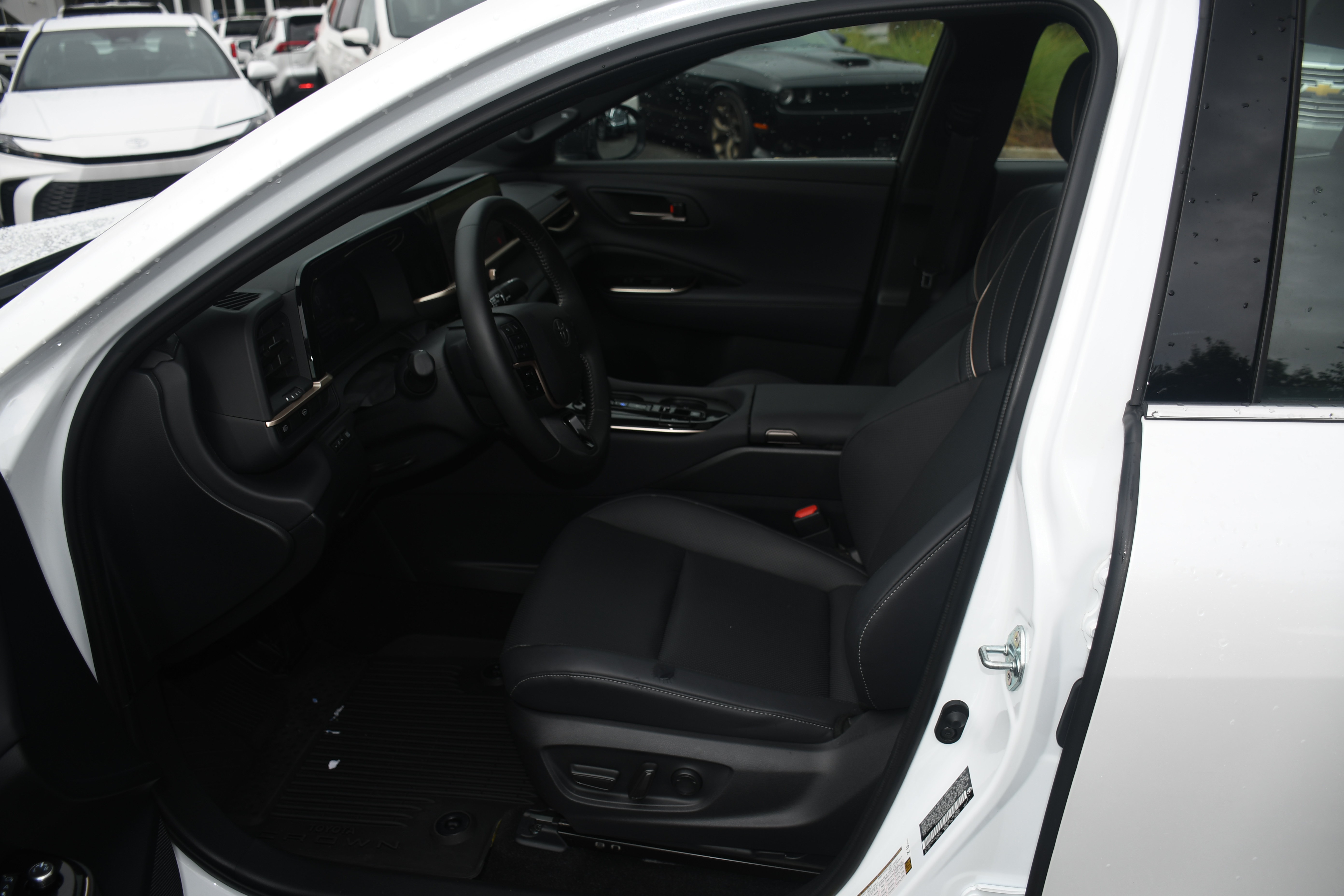 Certified 2026 Toyota Crown AWD/4WD image 7
