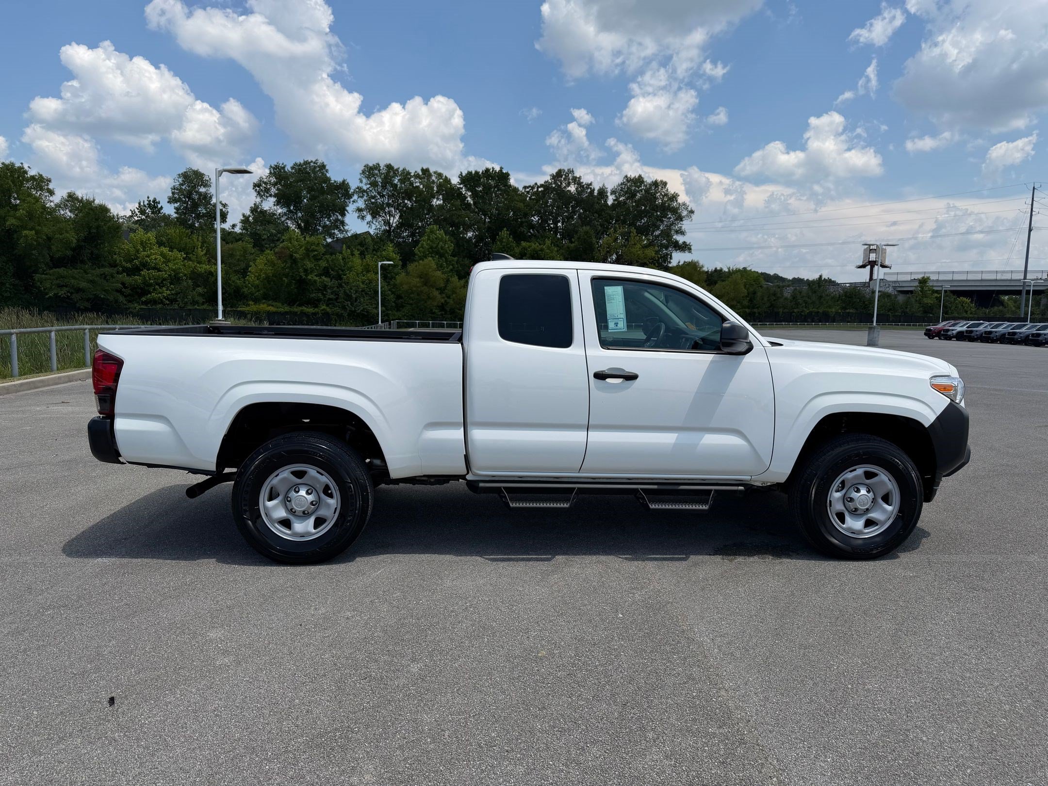 Used 2023 Toyota Tacoma SR RWD image 8