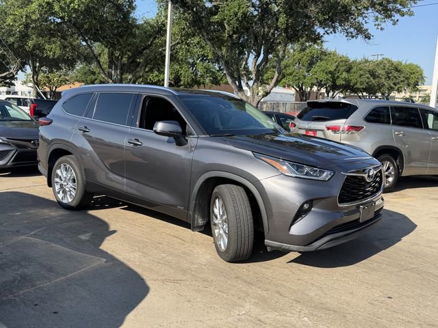 Used 2023 Toyota Highlander Limited AWD/4WD image 3