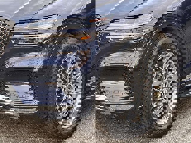 Used 2025 Genesis GV70 2.5T image 10