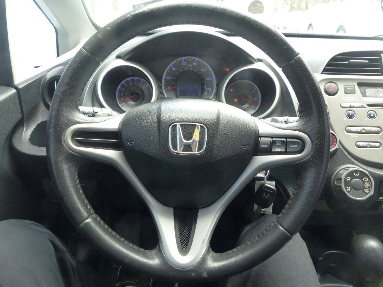 Used 2010 Honda Fit Sport image 19