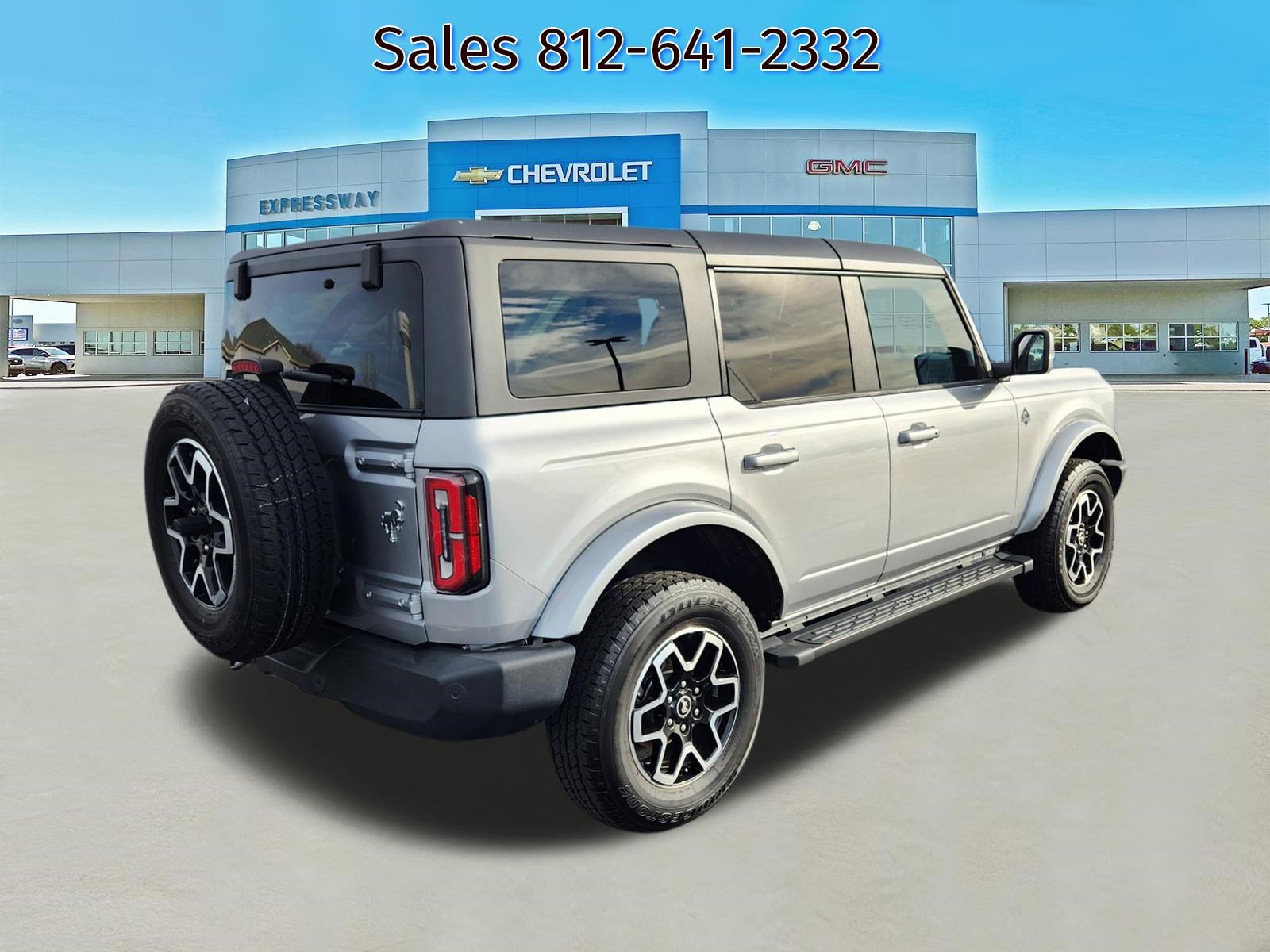 Used 2024 Ford Bronco Outer Banks image 7