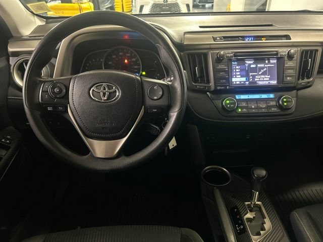 Used 2015 Toyota RAV4 XLE AWD/4WD image 23