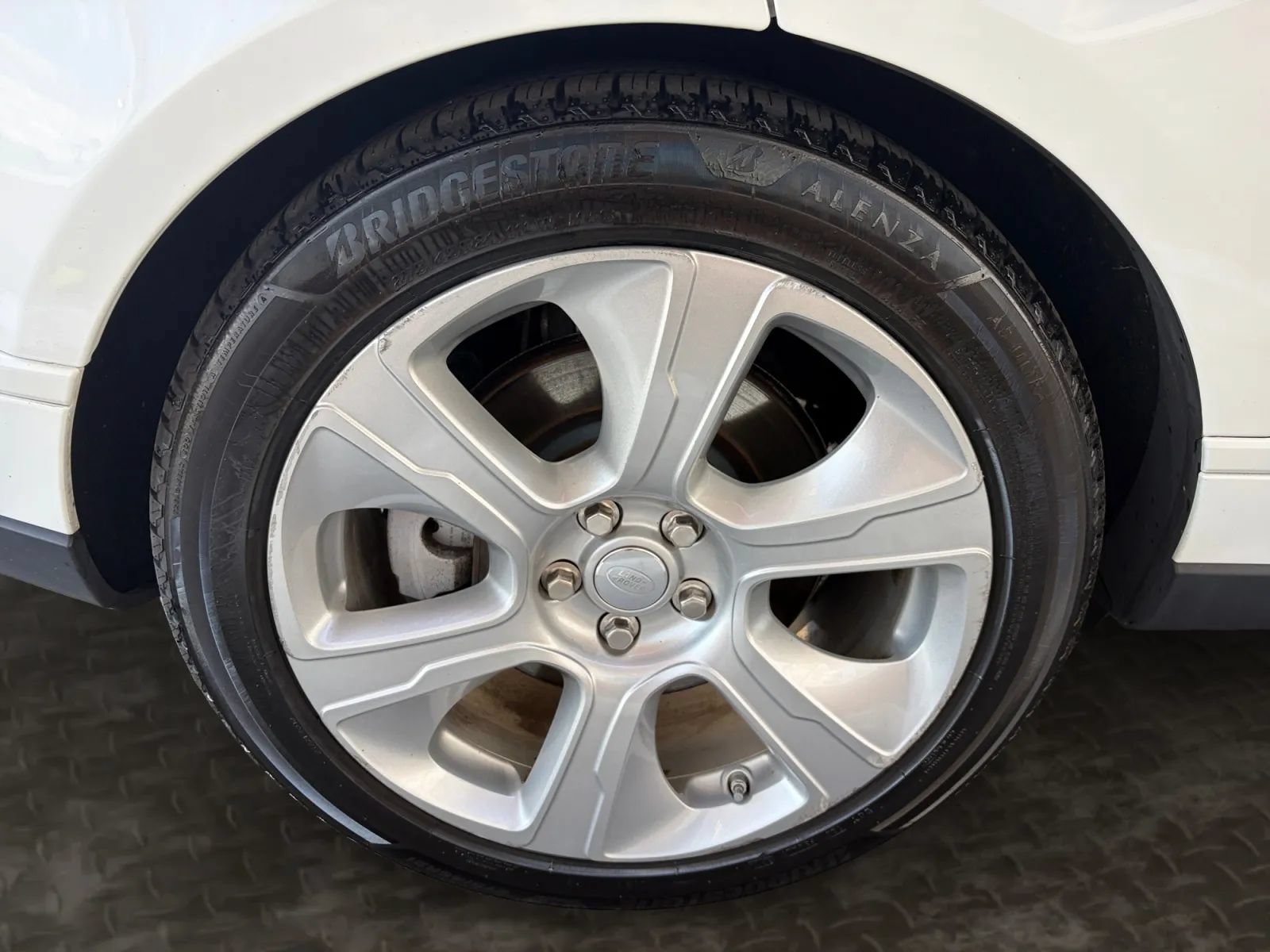 Used 2018 Land Rover Range Rover Supercharged AWD/4WD image 41