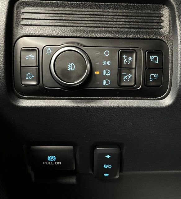 Used 2025 Ford F350 Lariat w/ Tremor Off-Road Package AWD/4WD image 32