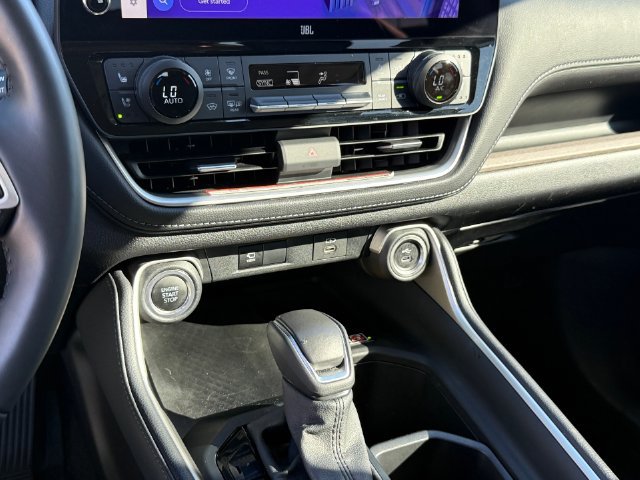 Used 2025 Toyota Grand Highlander FWD image 17