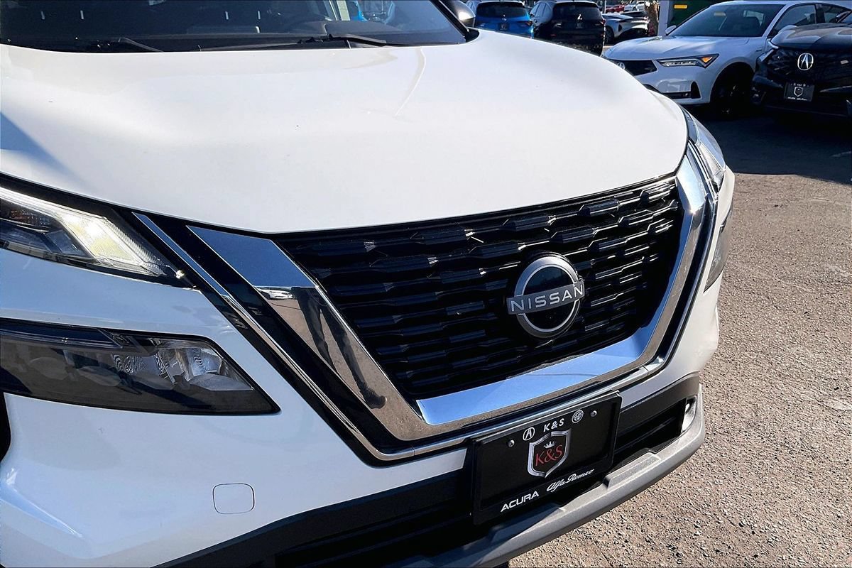 Used 2023 Nissan Rogue S FWD image 27