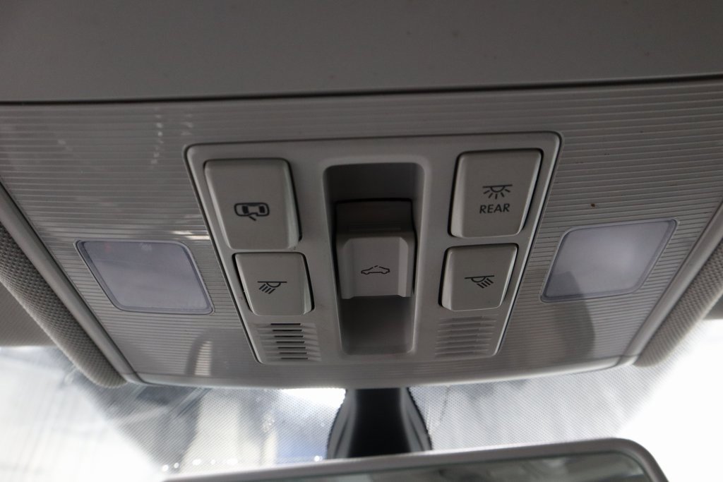 Used 2021 Volkswagen Jetta SE w/ SE Cold Weather Package image 33