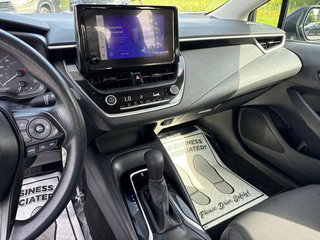 Used 2024 Toyota Corolla LE FWD image 29