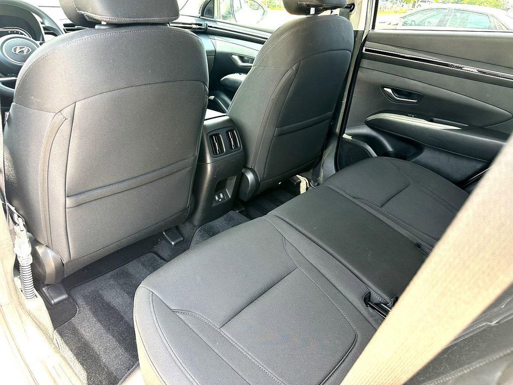 Used 2023 Hyundai Tucson SEL FWD image 21