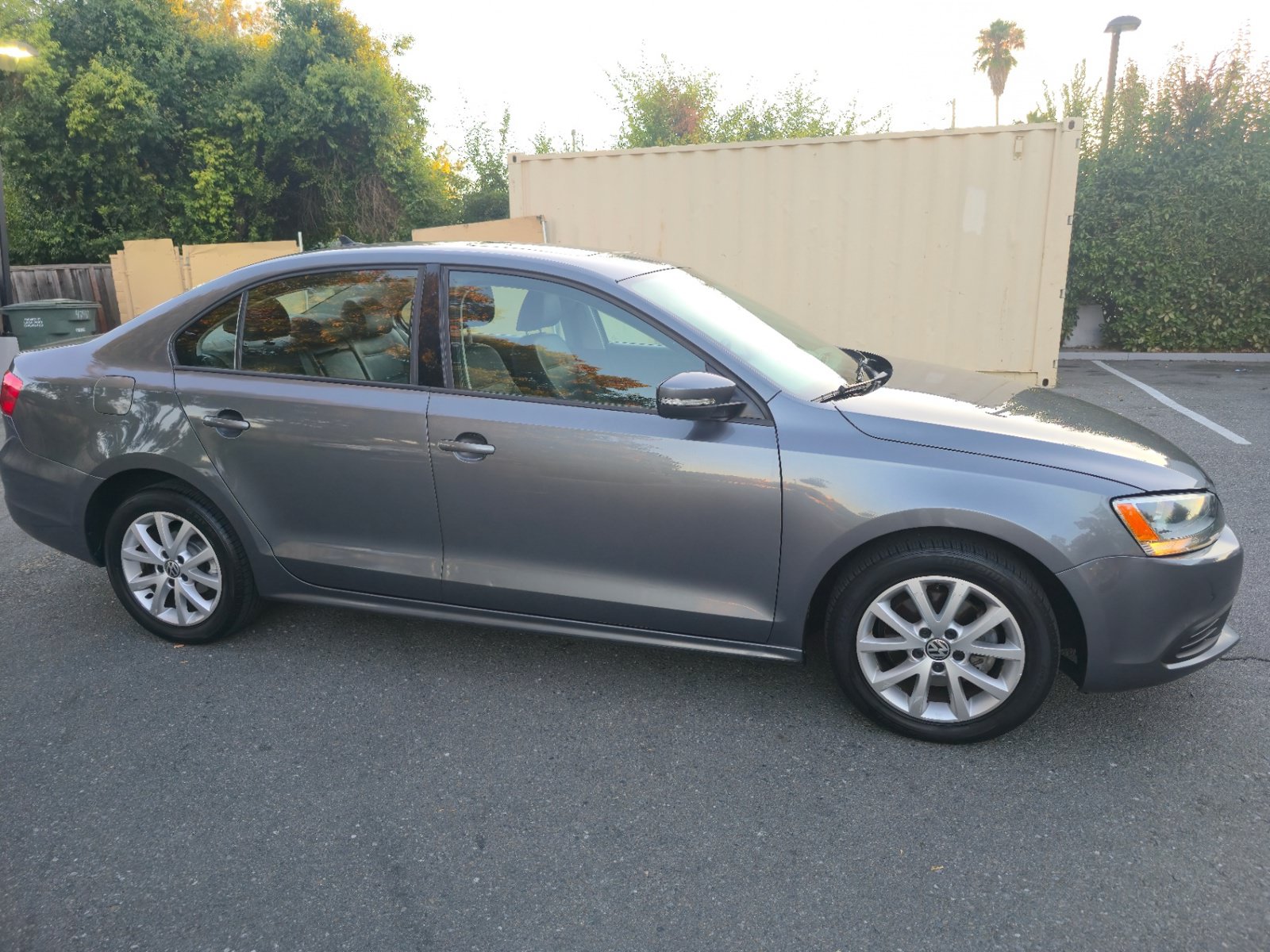 Used 2012 Volkswagen Jetta SE FWD image 10