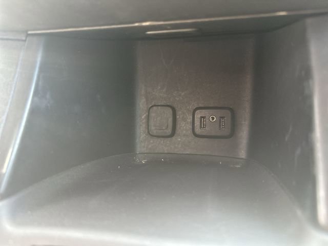 Used 2018 GMC Acadia SLE FWD image 39