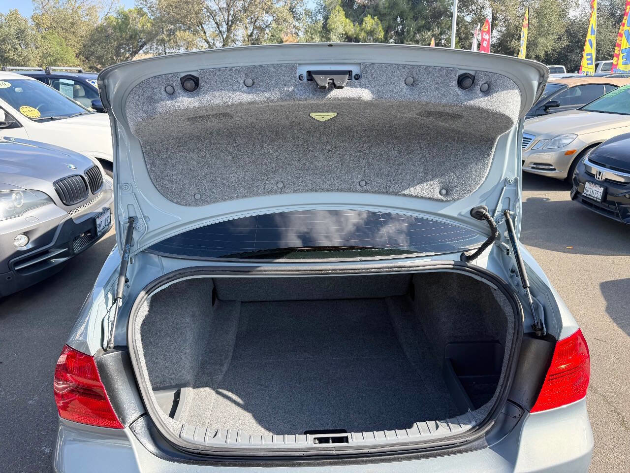 Used 2007 BMW 328xi Sedan image 11