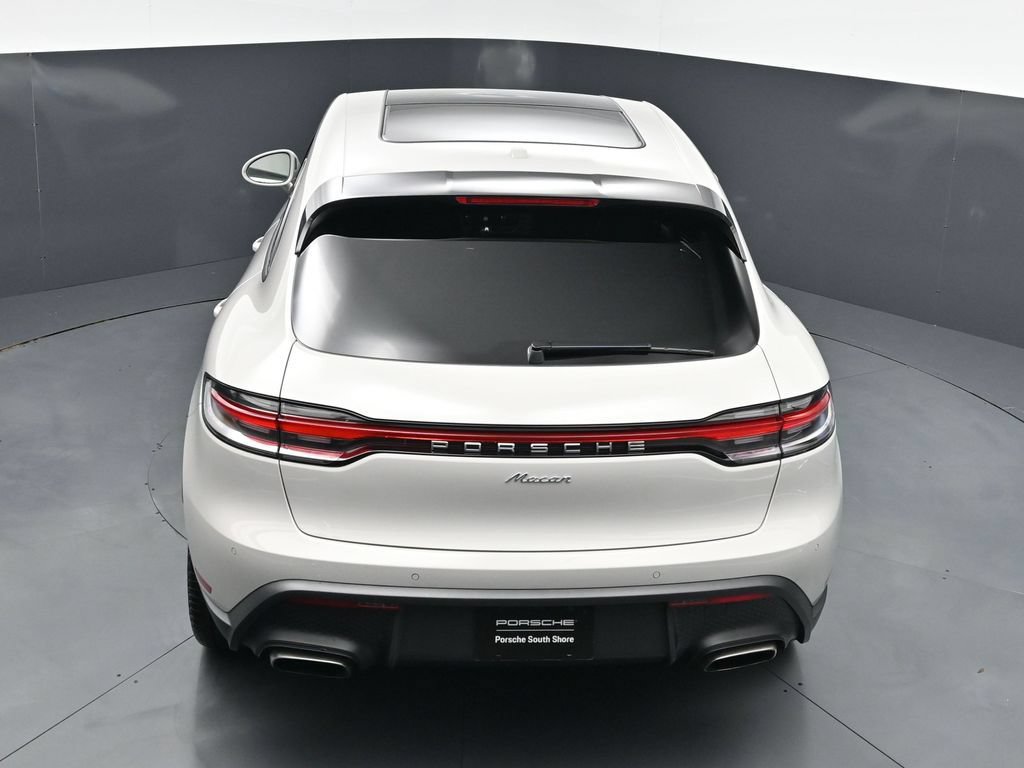 New 2026 Porsche Macan AWD/4WD image 16
