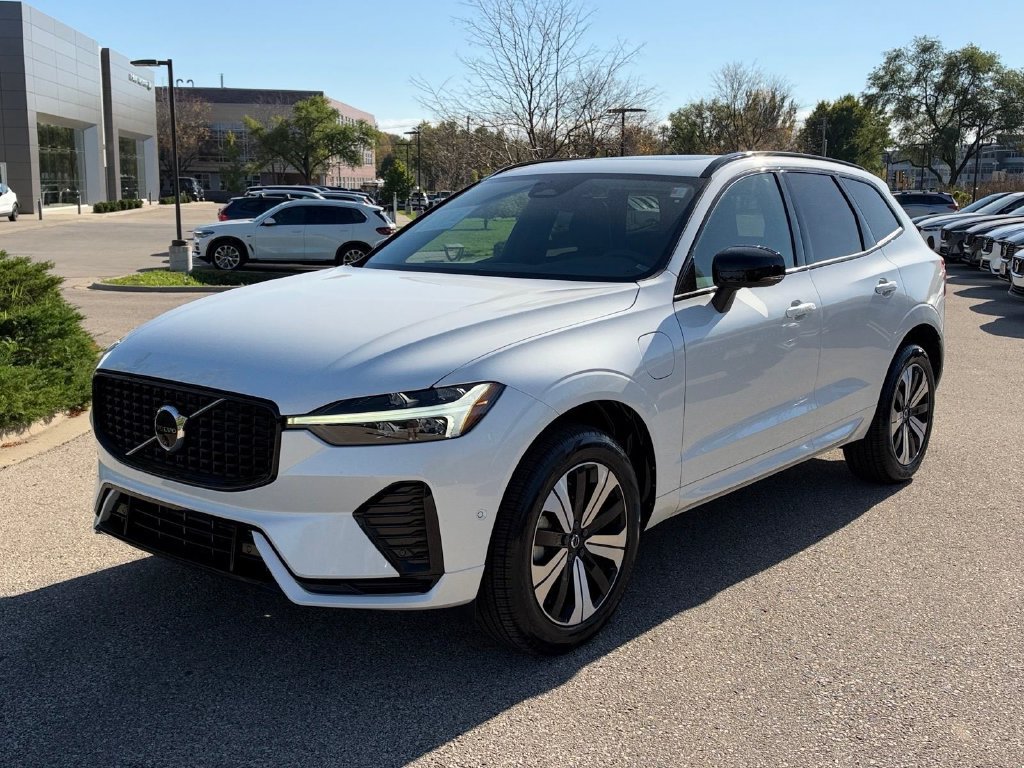 Certified 2024 Volvo XC60 T8 Plus w/ Protection Package Premier