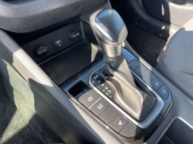 Used 2020 Hyundai Ioniq SE FWD image 19