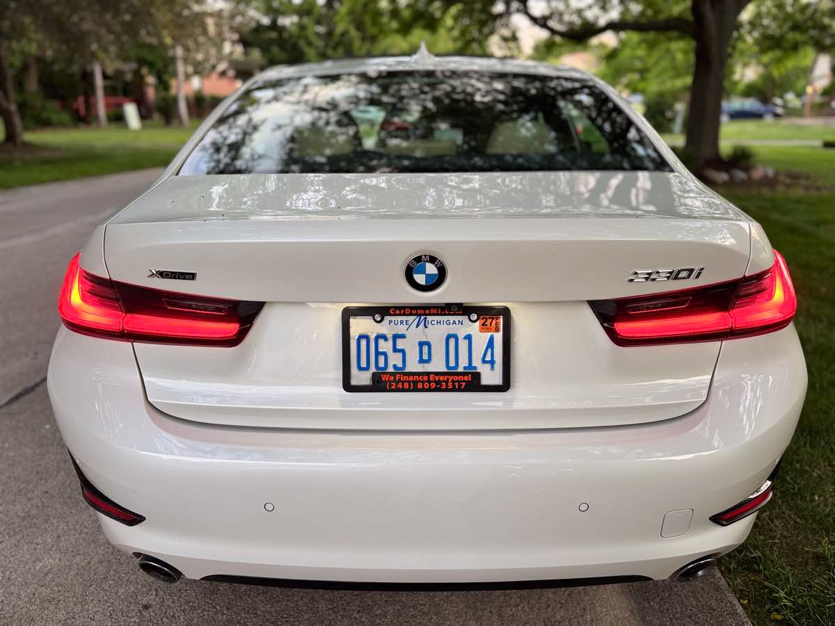Used 2020 BMW 330i xDrive Sedan w/ Driving Assistance Package AWD/4WD image 6