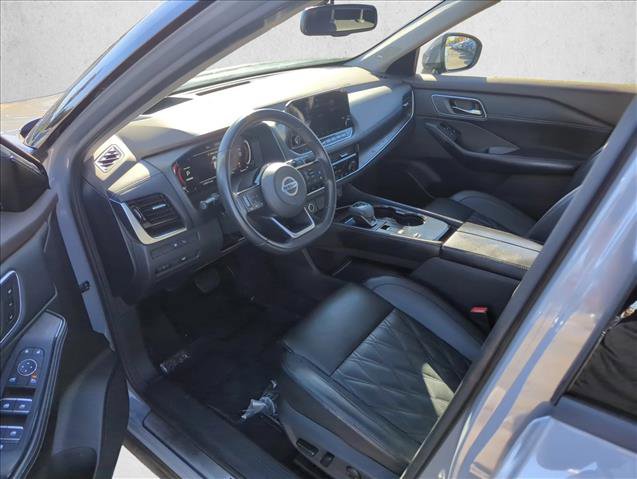 Used 2021 Nissan Rogue Platinum image 11