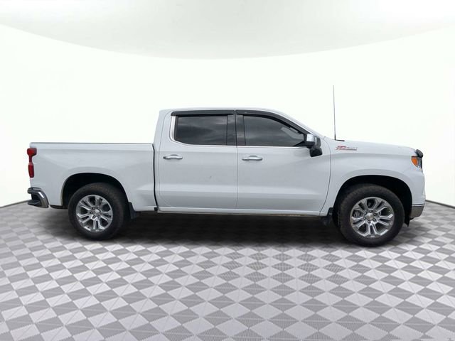 Used 2025 Chevrolet Silverado 1500 LTZ image 3