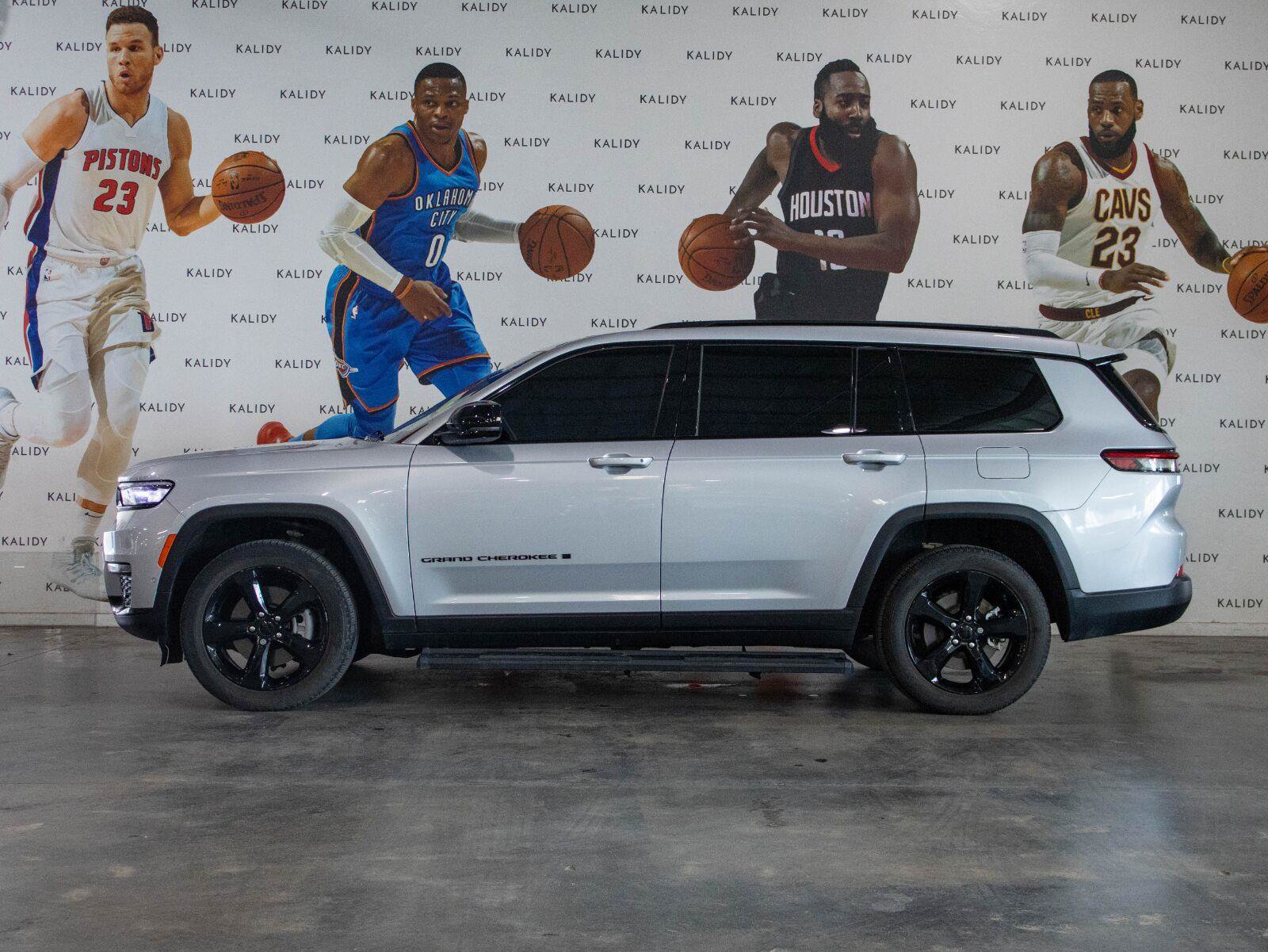 Used 2023 Jeep Grand Cherokee L Limited w/ Luxury Tech Group II AWD/4WD image 19