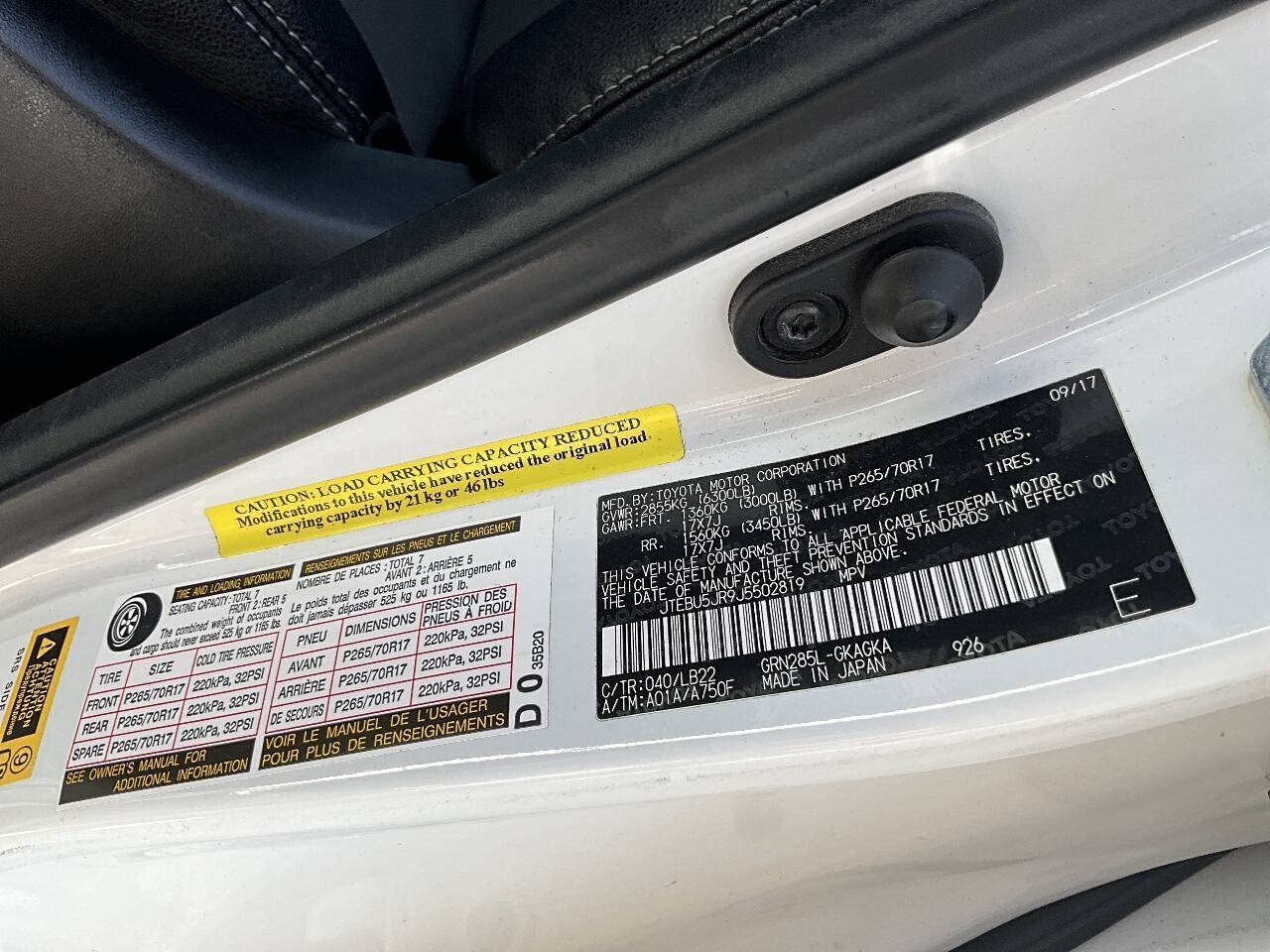 Used 2018 Toyota 4Runner SR5 Premium AWD/4WD image 22