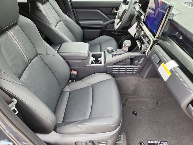 New 2026 Toyota 4Runner Limited AWD/4WD image 12