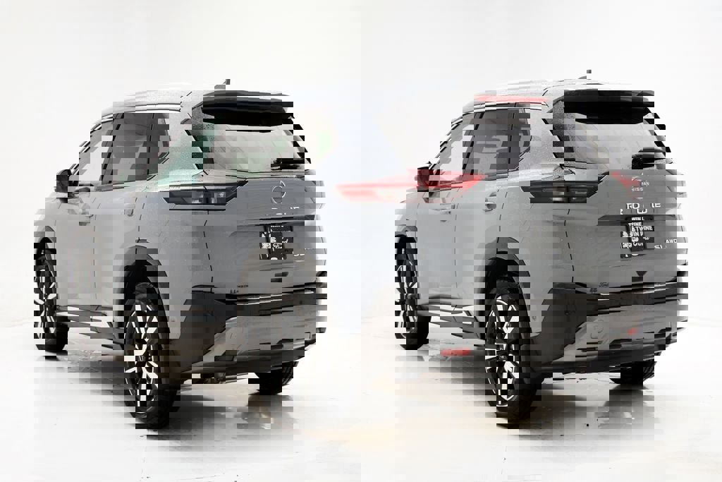 Used 2023 Nissan Rogue SL w/ SL Premium Package image 7