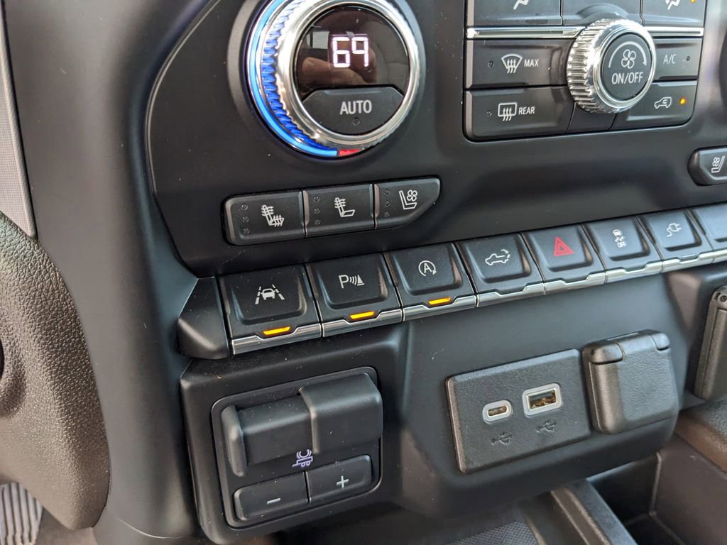 Used 2021 GMC Sierra 1500 SLT w/ SLT Premium Plus Package image 28