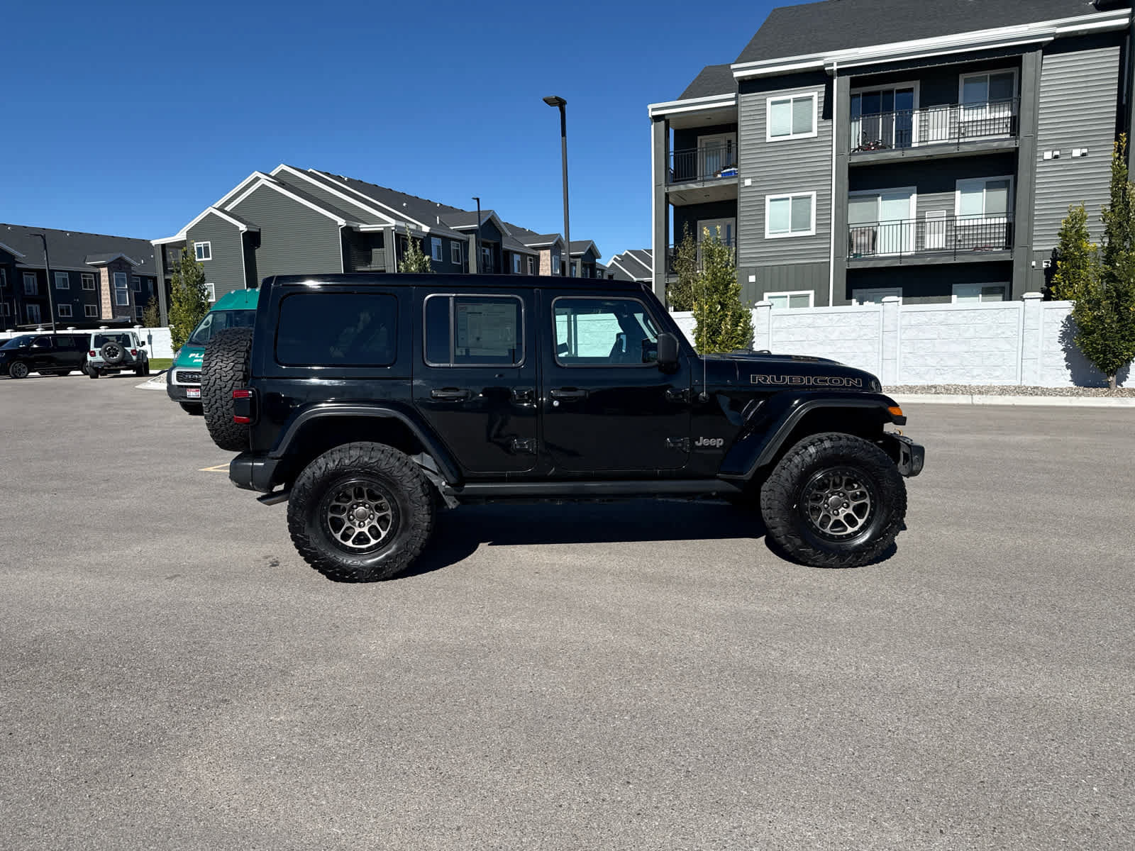 Certified 2022 Jeep Wrangler Unlimited Rubicon w/ Xtreme Recon 35" Tire Package AWD/4WD image 10