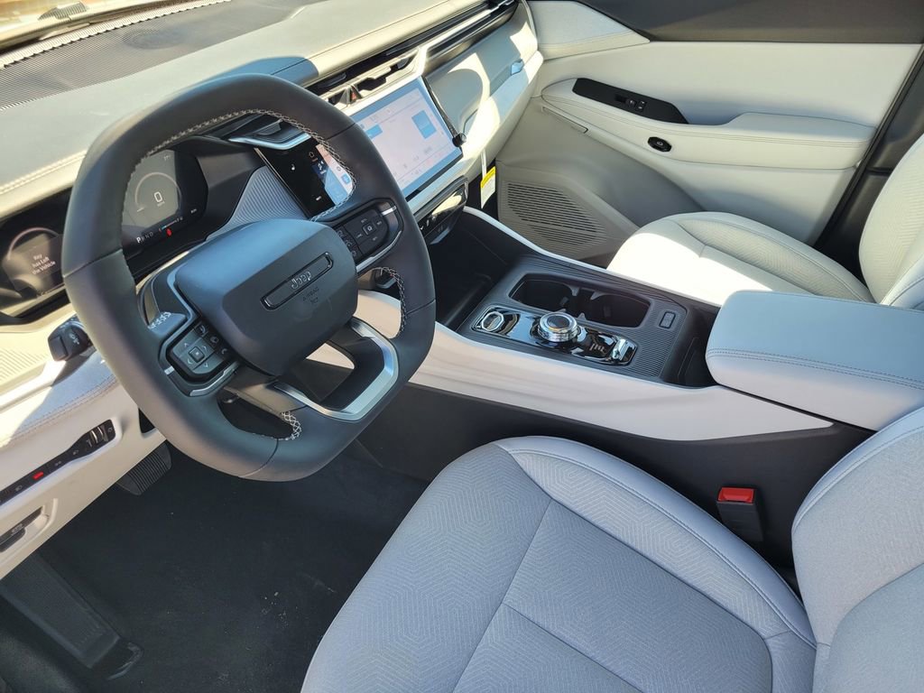 New 2026 Jeep Cherokee Laredo AWD/4WD image 6