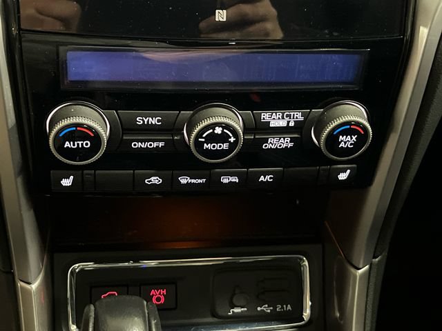 Used 2019 Subaru Ascent Premium AWD/4WD image 18