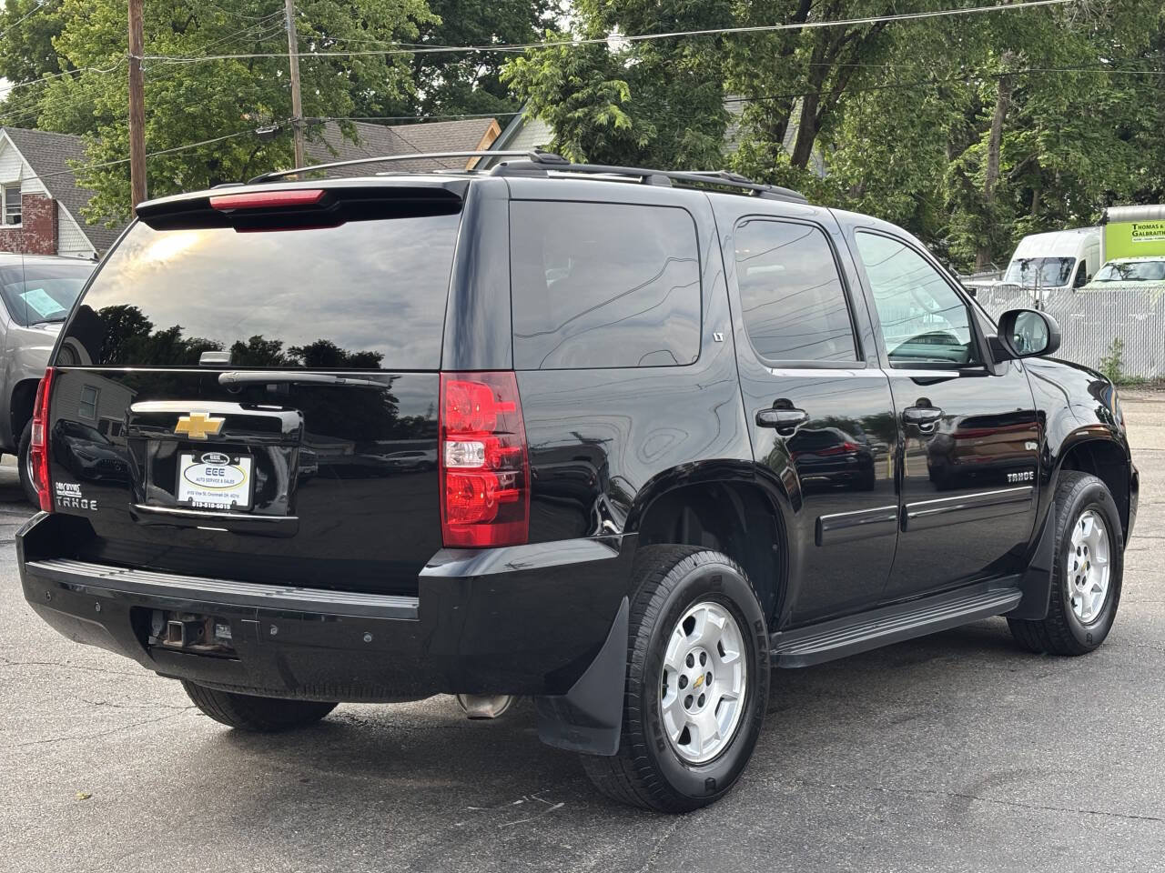 Used 2013 Chevrolet Tahoe LT w/ Luxury Package AWD/4WD image 8