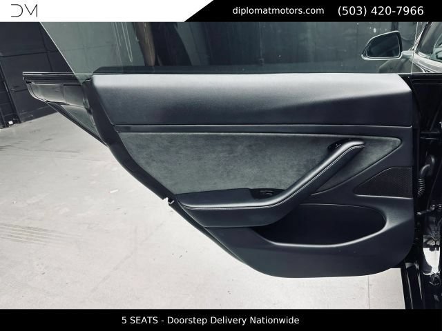 Used 2018 Tesla Model 3 Long Range RWD image 25