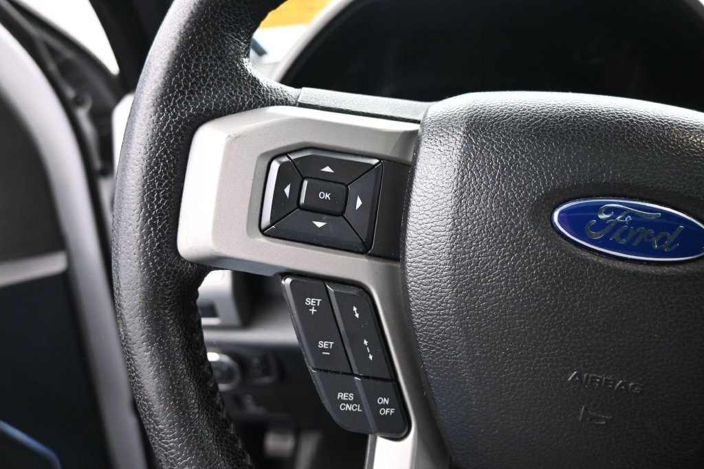 Used 2016 Ford F150 Lariat w/ Equipment Group 502A Luxury AWD/4WD image 15