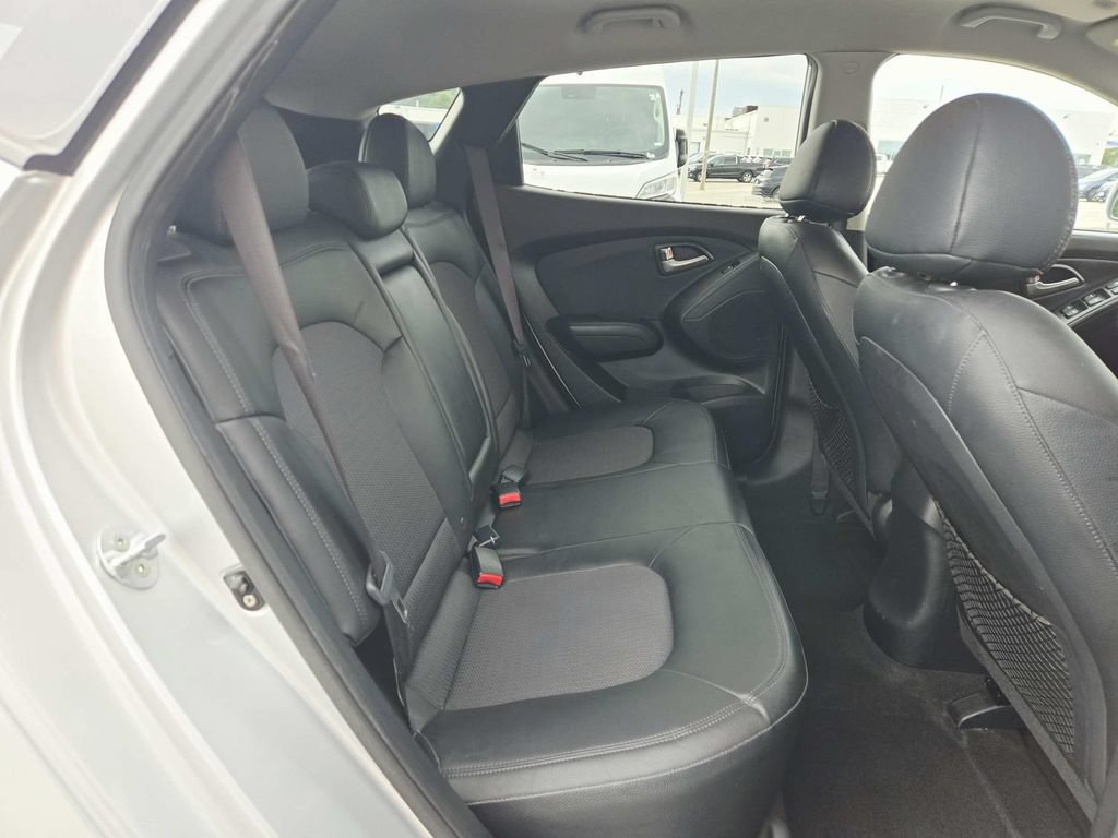Used 2010 Hyundai Tucson GLS w/ Popular Equipment Pkg 2 FWD image 14