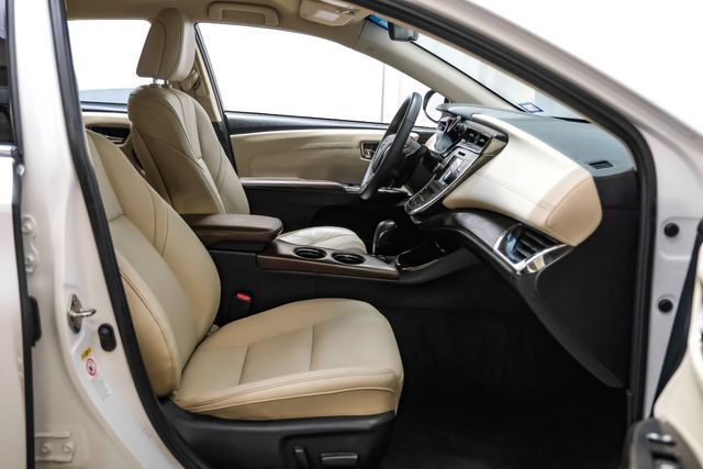 Used 2016 Toyota Avalon XLE FWD image 37