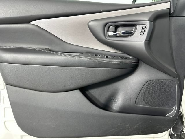 Used 2020 Nissan Murano SL w/ Cargo Package AWD/4WD image 23