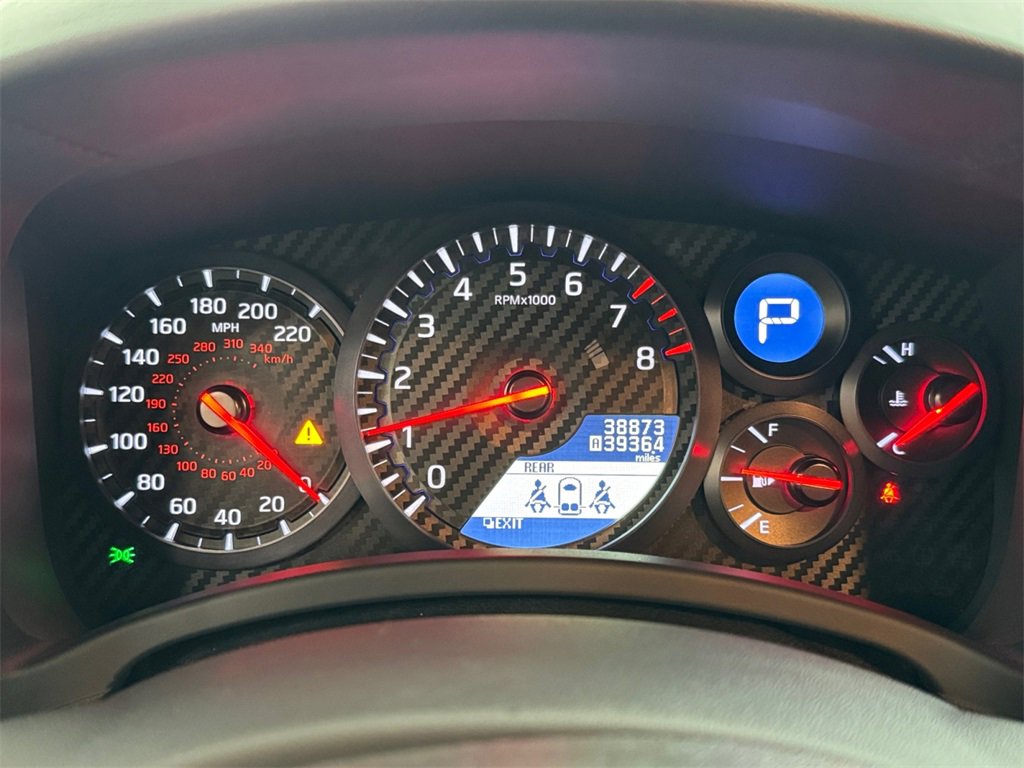 Used 2024 Nissan GT-R Premium w/ Premium Interior Package image 29