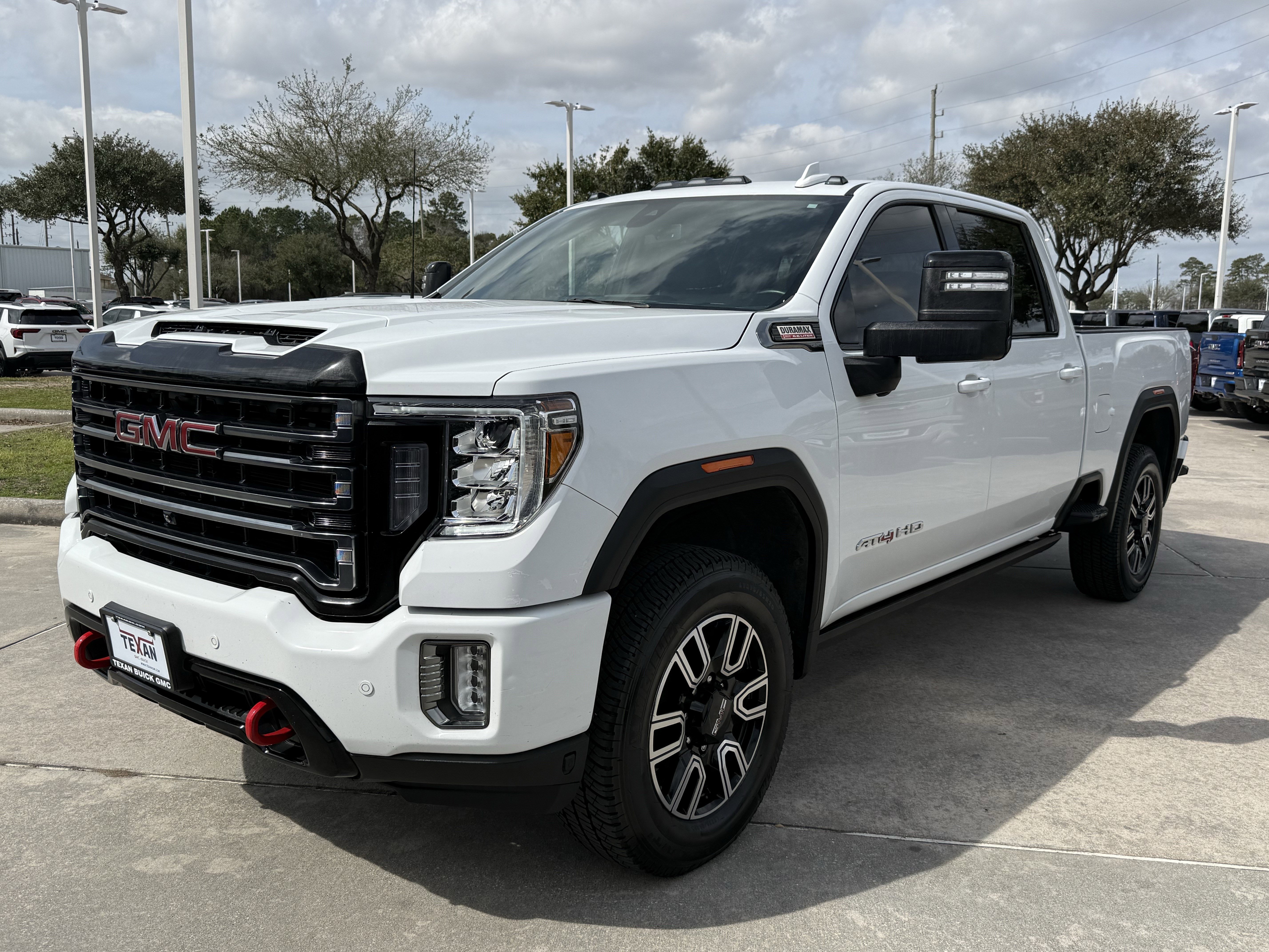 Used 2022 GMC Sierra 2500 AT4 w/ AT4 Preferred Package image 9