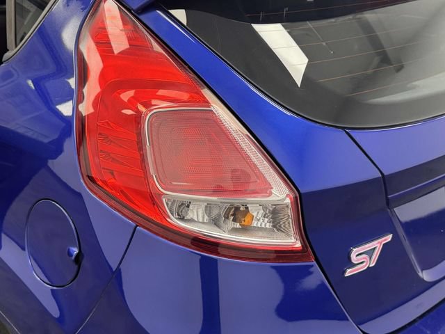 Used 2015 Ford Fiesta ST FWD image 14