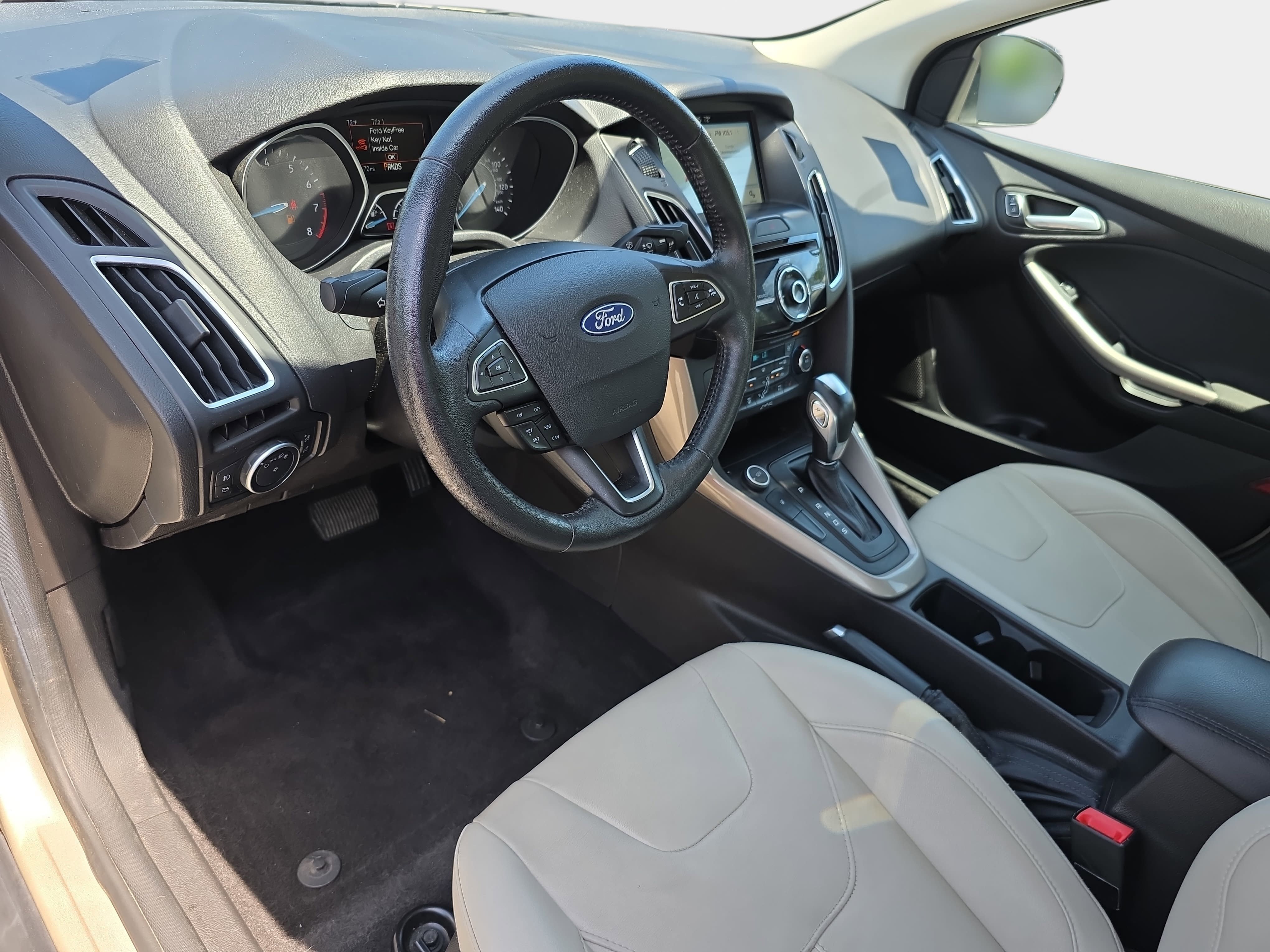 Used 2017 Ford Focus Titanium FWD image 15