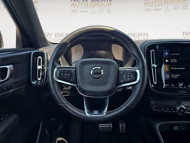 Used 2020 Volvo XC40 T5 R-Design w/ Protection Package Premier AWD/4WD image 7