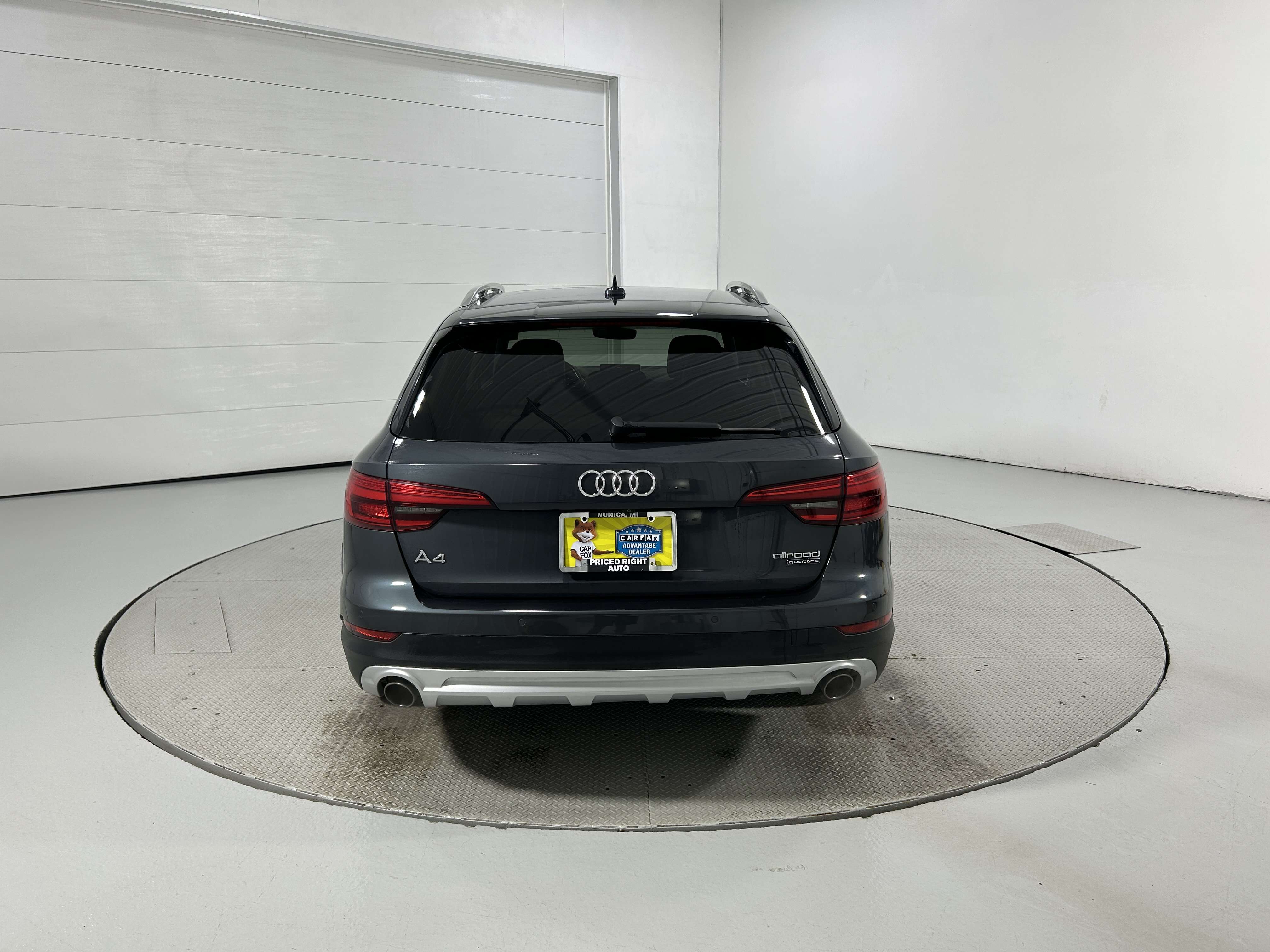 Used 2017 Audi A4 2.0T allroad Premium Plus AWD/4WD image 34