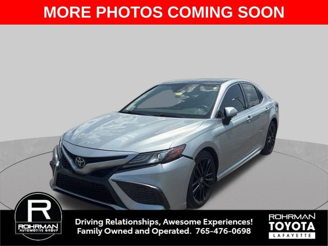 Used 2021 Toyota Camry XSE FWD image 1