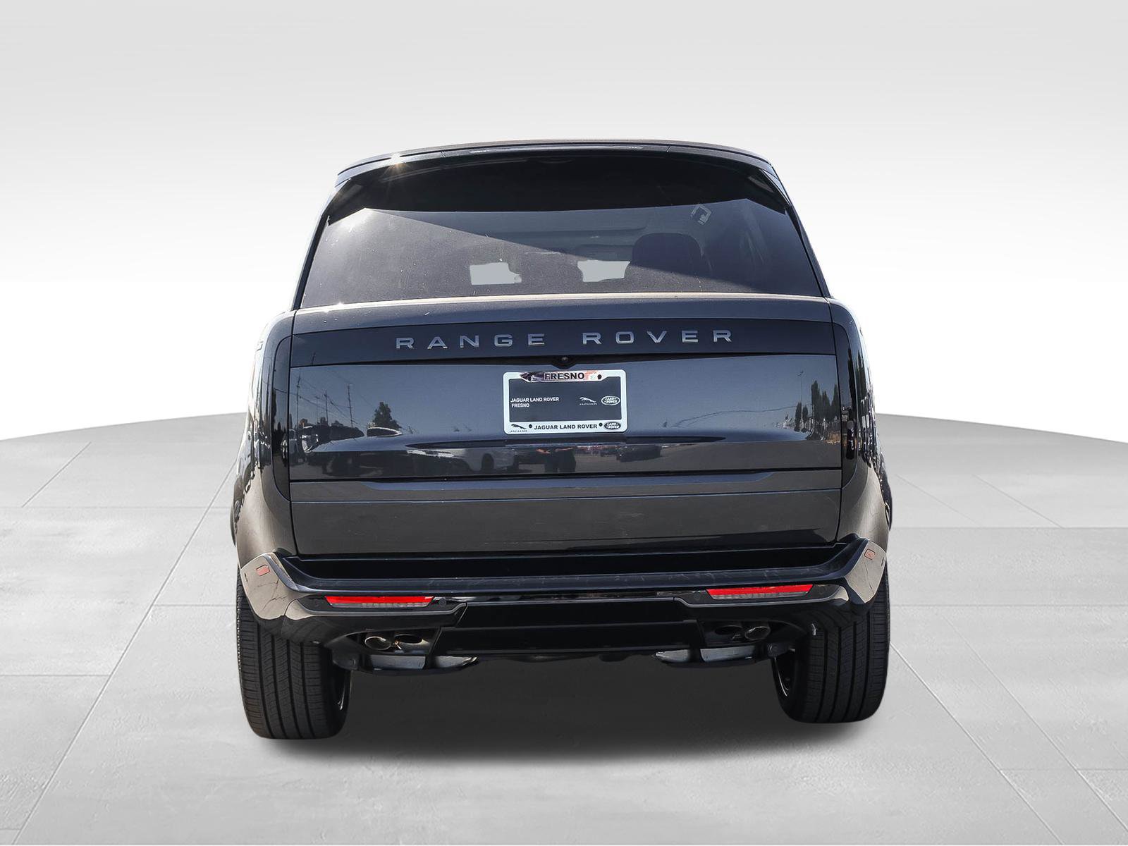 New 2026 Land Rover Range Rover Long Wheelbase SE AWD/4WD image 5