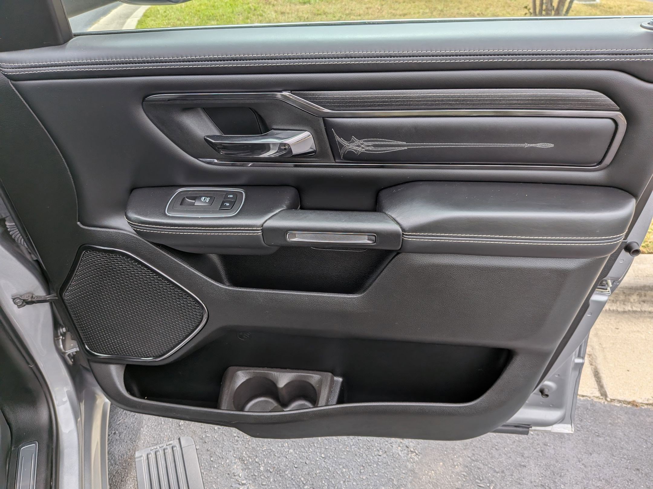 Used 2023 RAM 1500 Limited w/ Trailer Tow Group image 39